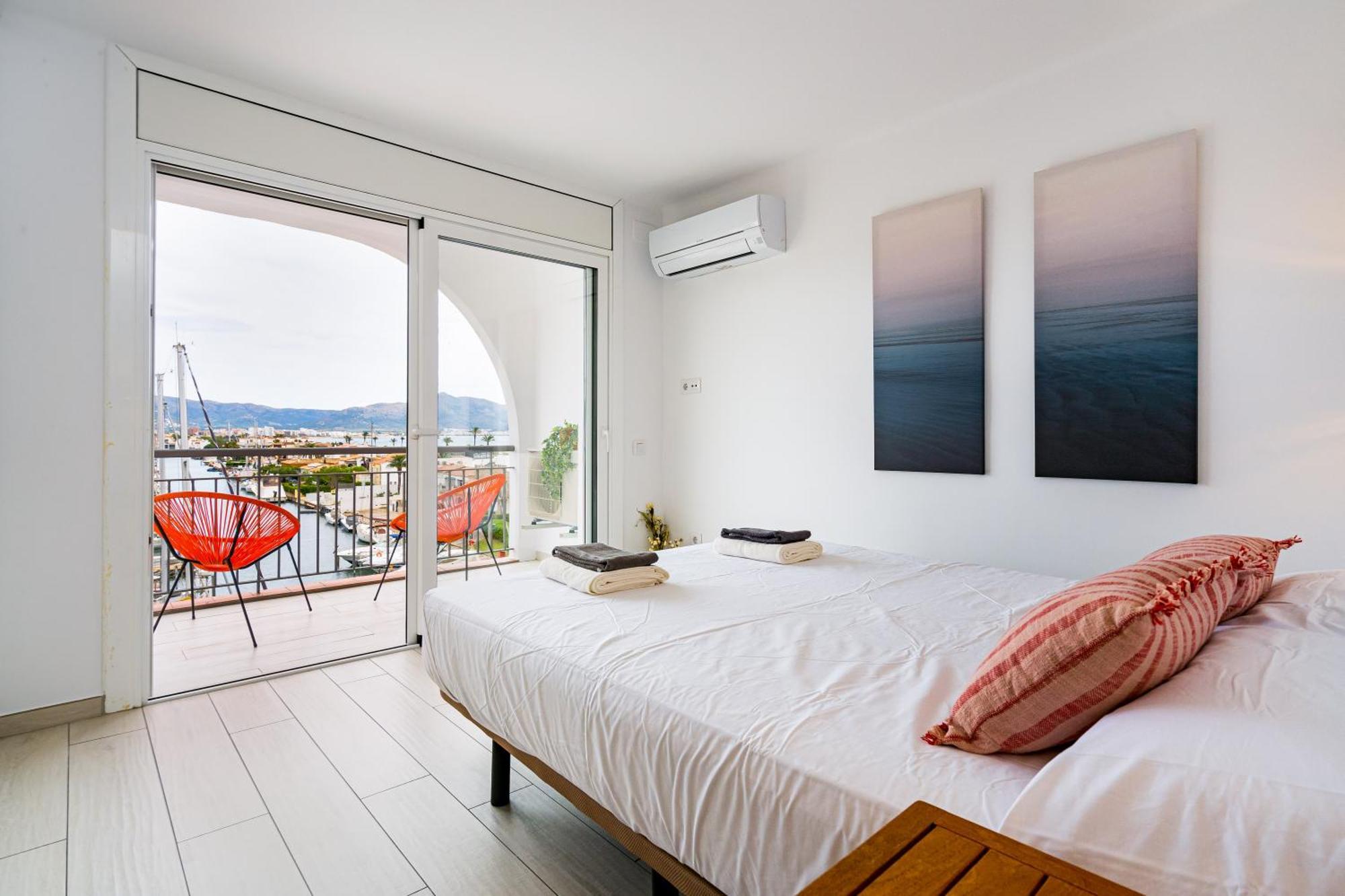 Apartamento Frente Al Canal Con Terraza Empuriabrava Dış mekan fotoğraf