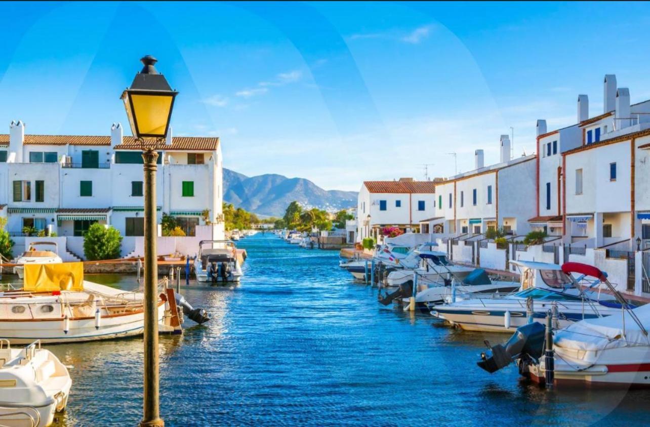 Apartamento Frente Al Canal Con Terraza Empuriabrava Dış mekan fotoğraf