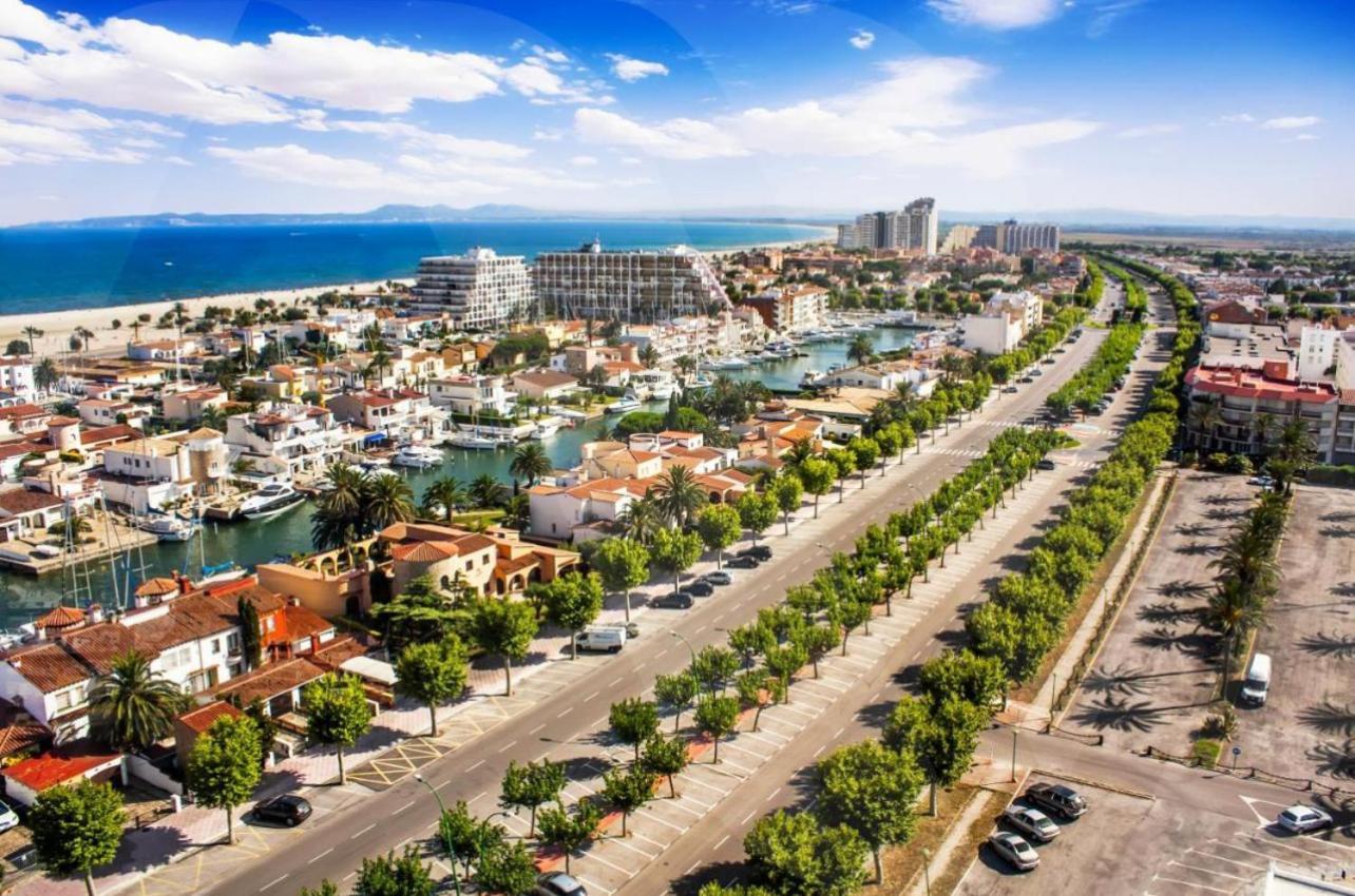 Apartamento Frente Al Canal Con Terraza Empuriabrava Dış mekan fotoğraf